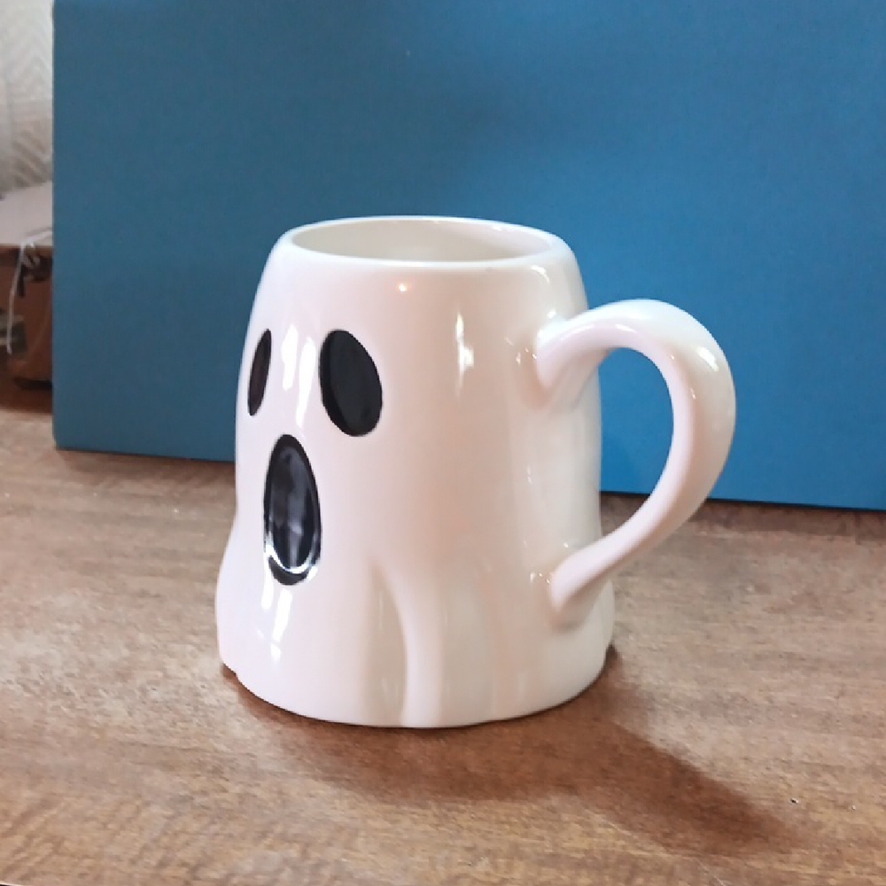 White and Black Ghost Mug for Dining - Picture 4 of 7